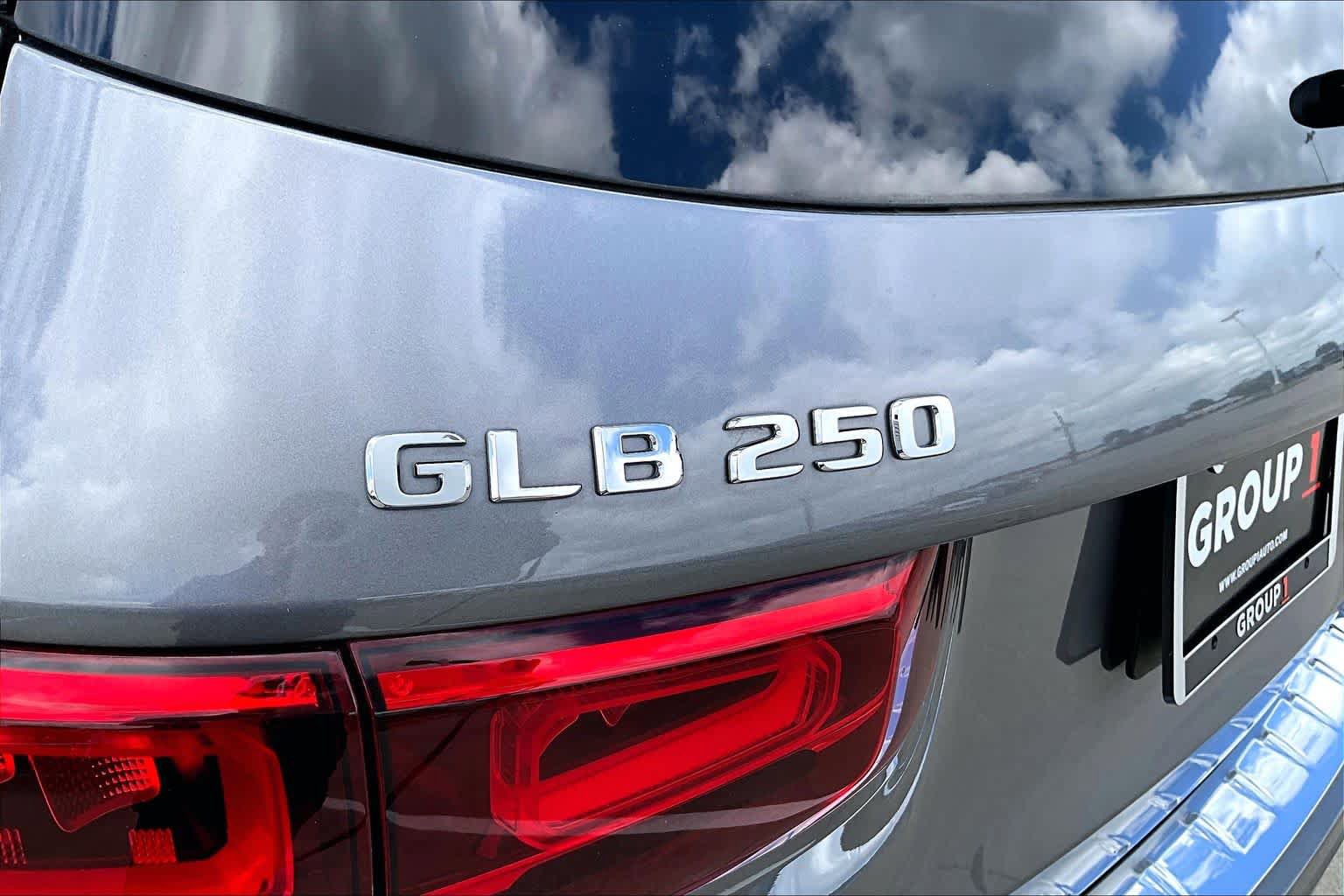 Used 2021 Mercedes-Benz GLB 250 image 9