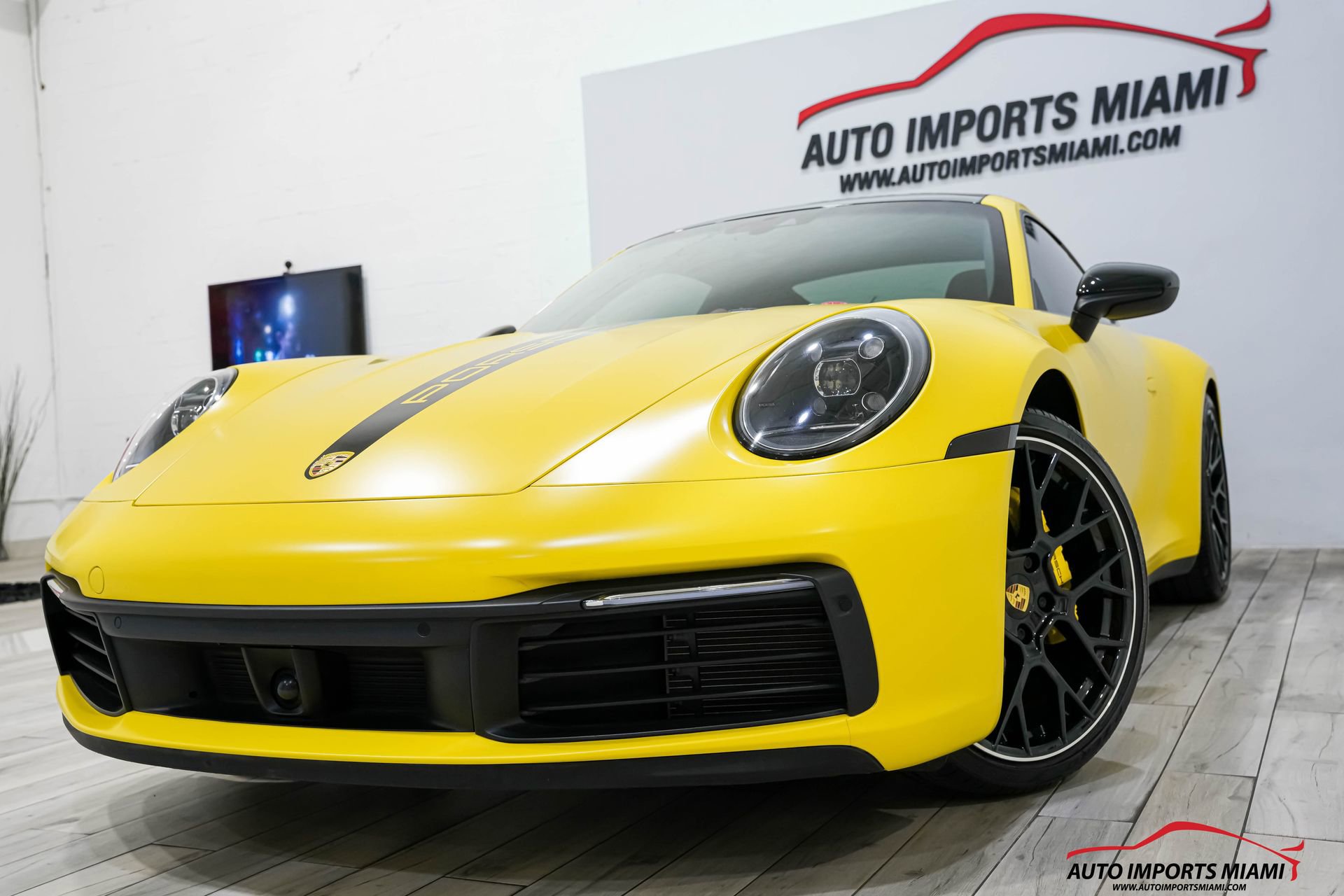 Used 2020 Porsche 911 Carrera w/ Premium Package image 2