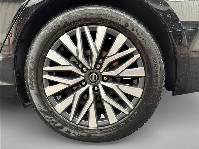 Used 2024 Nissan Altima 2.5 SV image 9