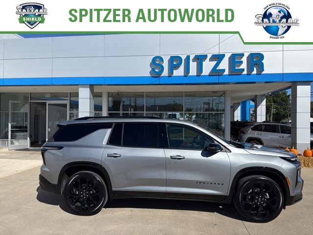 Certified 2024 Chevrolet Traverse RS w/ LPO, Floor Liner Package