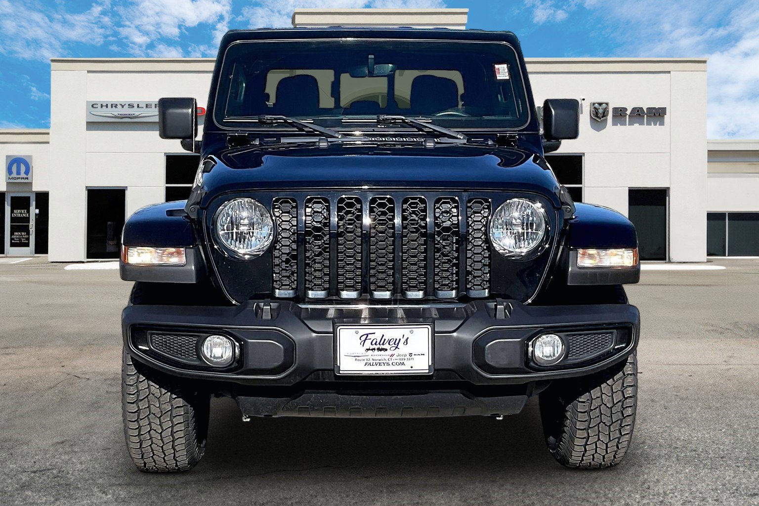 Certified 2022 Jeep Gladiator Sport image 3