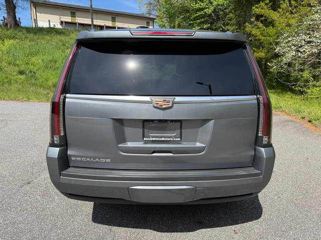 Used 2020 Cadillac Escalade Luxury AWD/4WD image 7