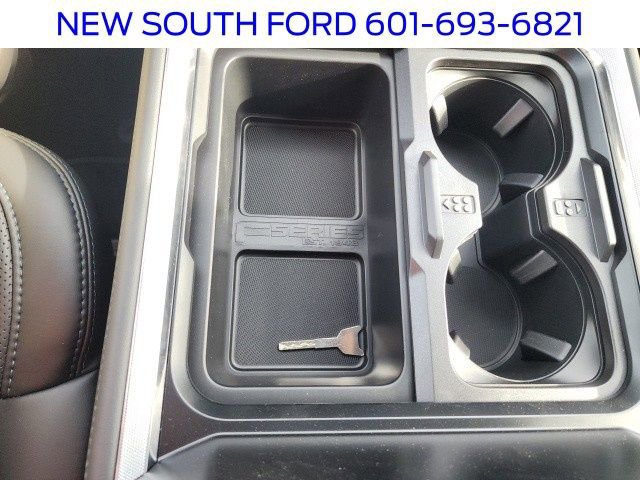 New 2025 Ford F250 Platinum image 24