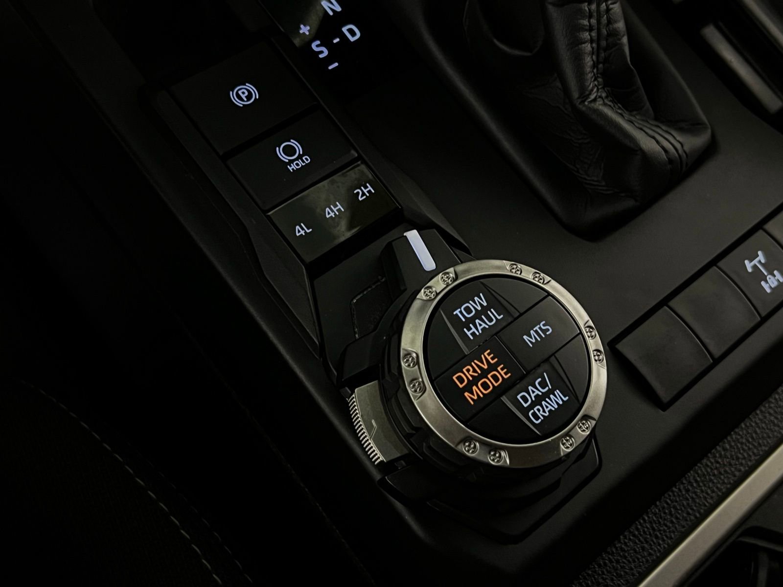 Certified 2025 Toyota 4Runner TRD Off-Road image 20