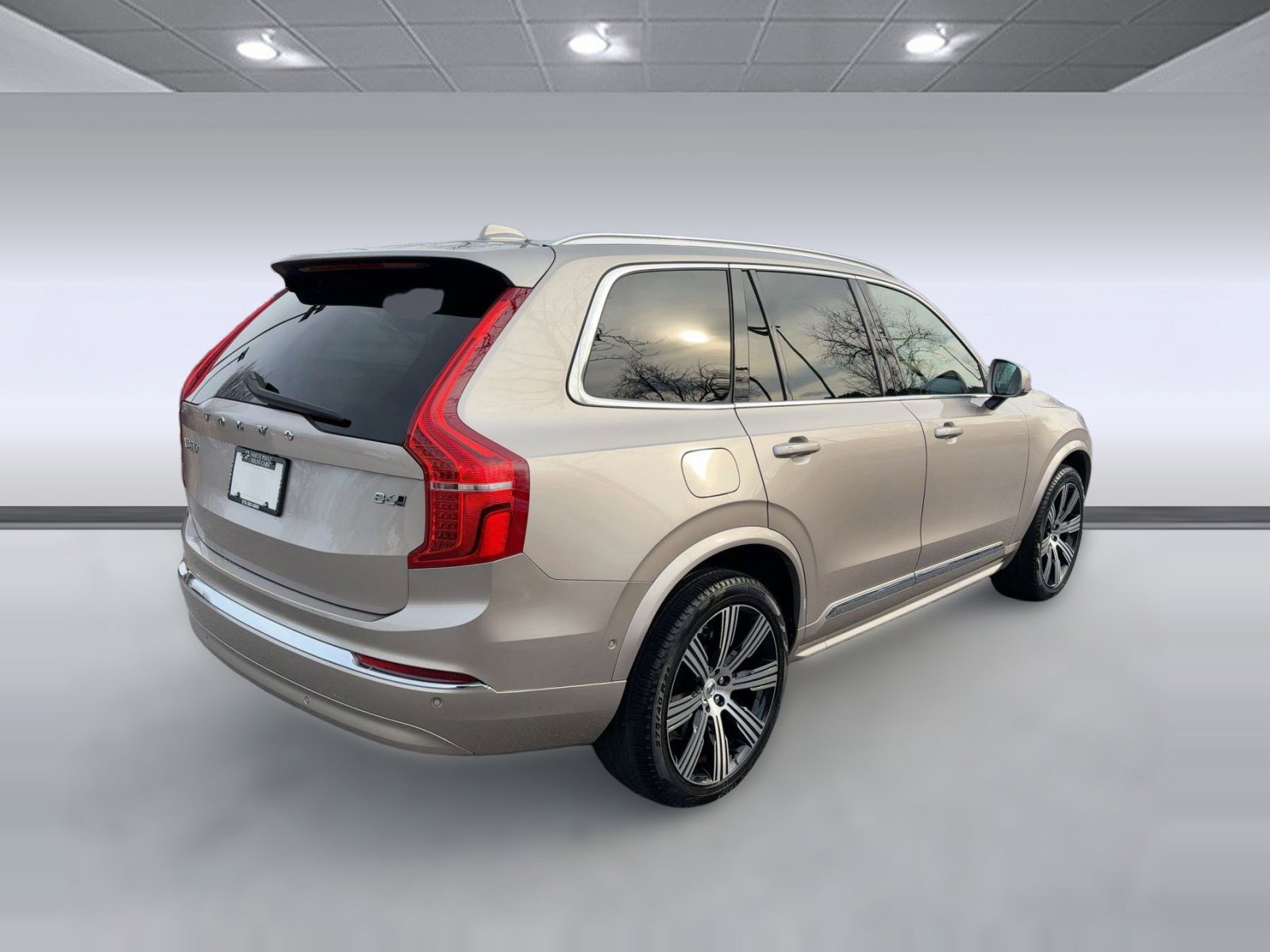 Certified 2023 Volvo XC90 B6 Ultimate image 9