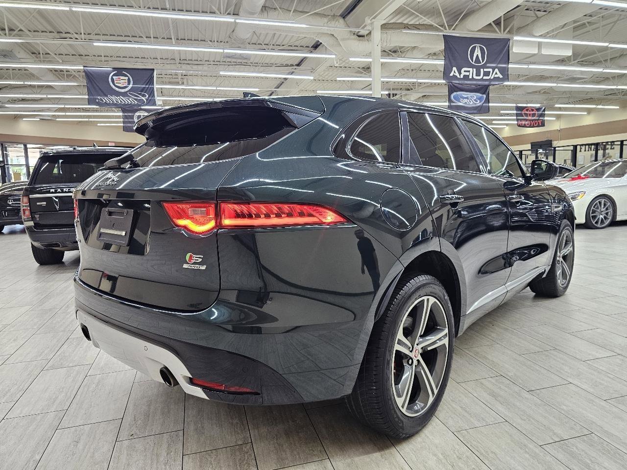 Used 2017 Jaguar F-PACE S AWD/4WD image 6