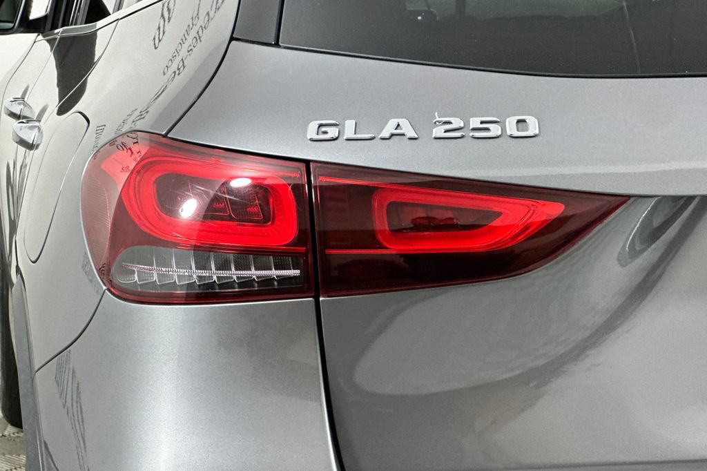 Used 2021 Mercedes-Benz GLA 250 image 35