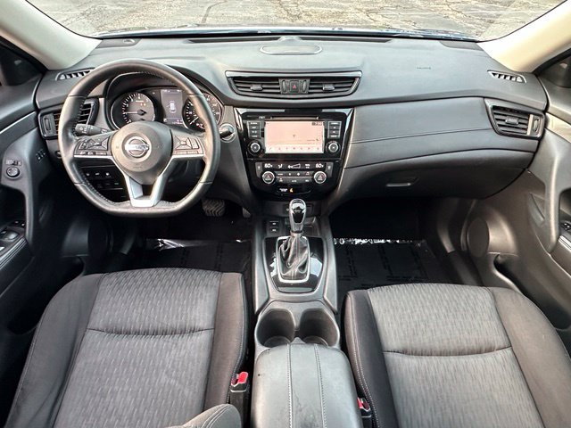 Used 2020 Nissan Rogue SV w/ Sun & Sound Touring Package AWD/4WD image 28