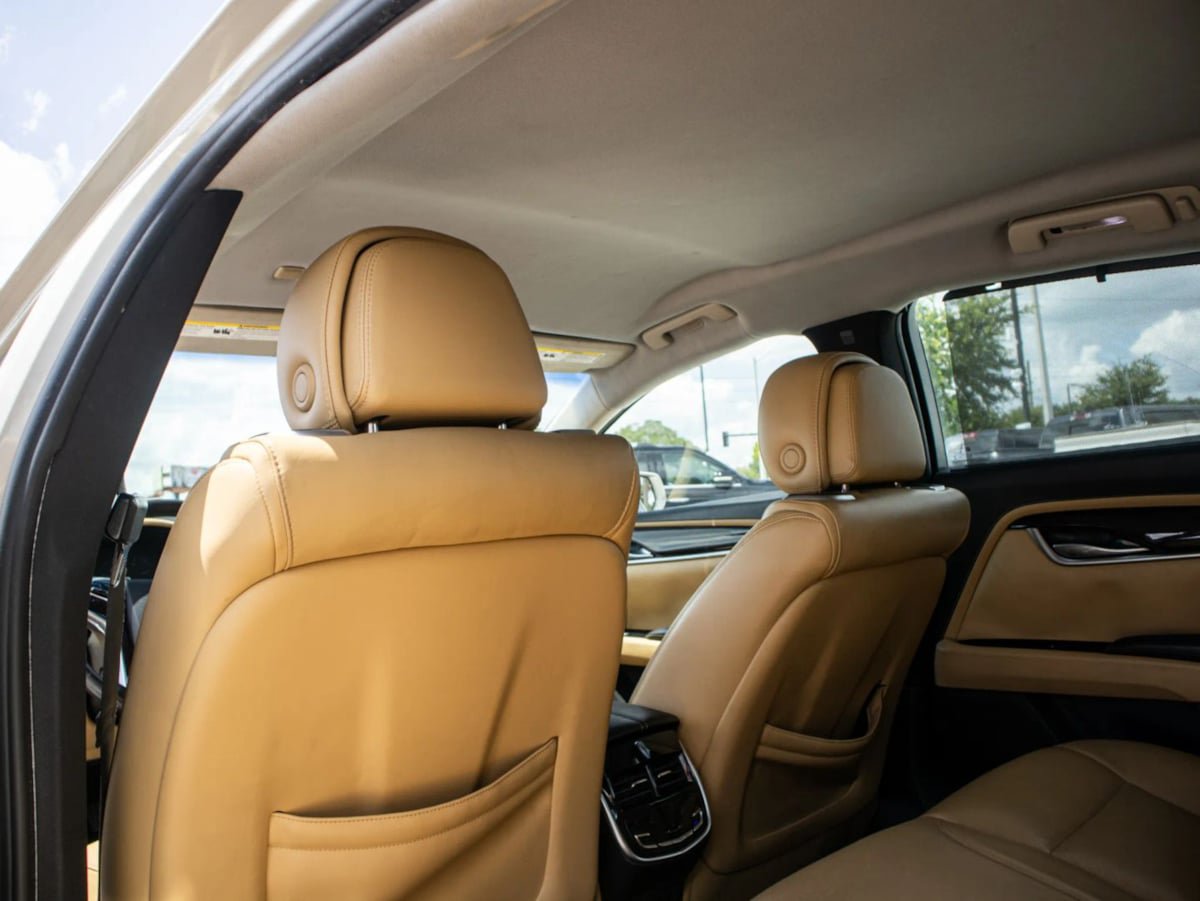 Used 2013 Cadillac XTS Premium FWD image 24