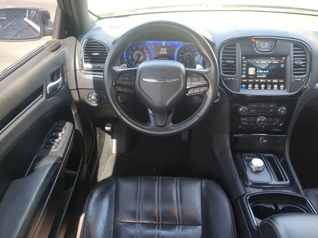 Used 2020 Chrysler 300 S image 17