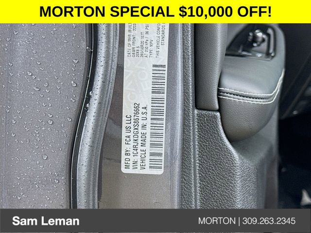 New 2025 Jeep Grand Cherokee L Overland w/ Luxury Tech Group IV image 34