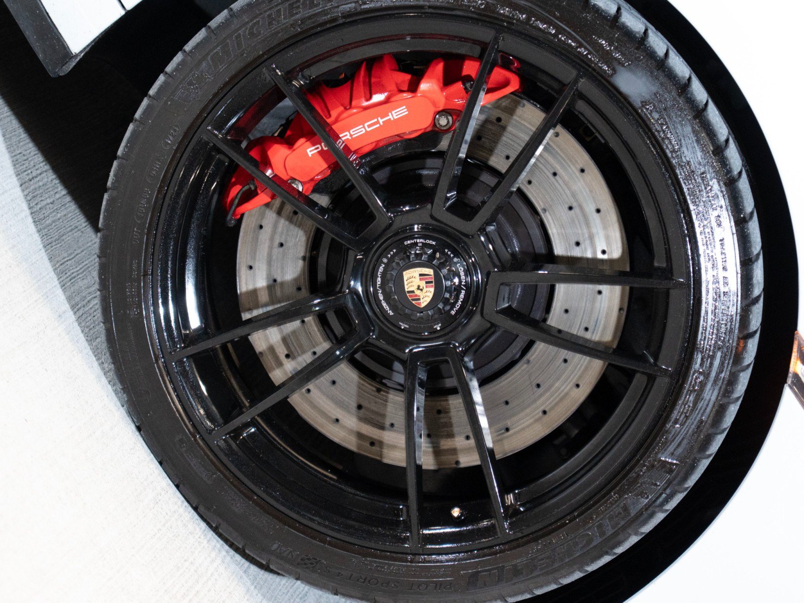 Certified 2024 Porsche 911 Carrera 4 GTS AWD/4WD image 11