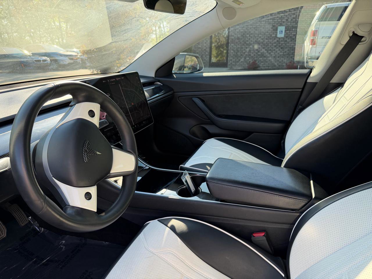 Used 2020 Tesla Model 3 Long Range image 9