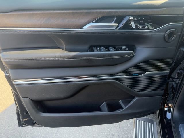 Certified 2024 Jeep Grand Wagoneer L 4WD image 11