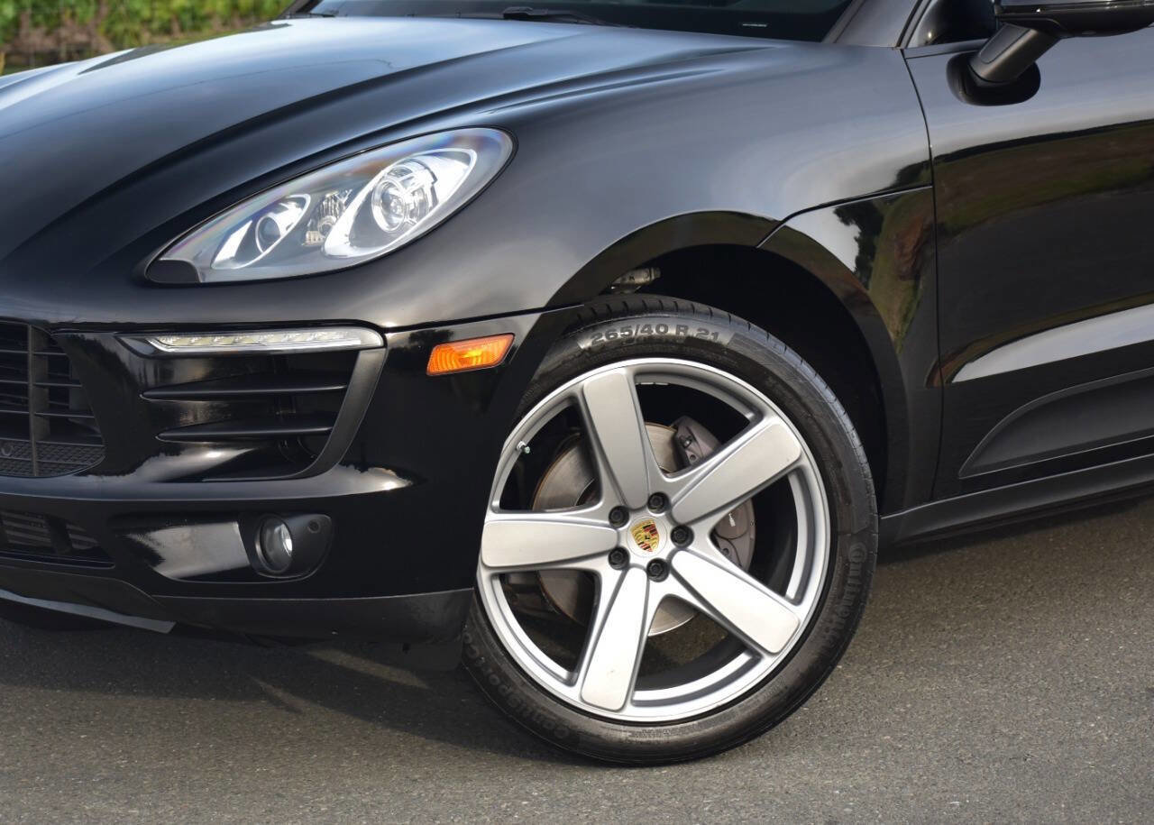 Used 2017 Porsche Macan AWD/4WD image 8