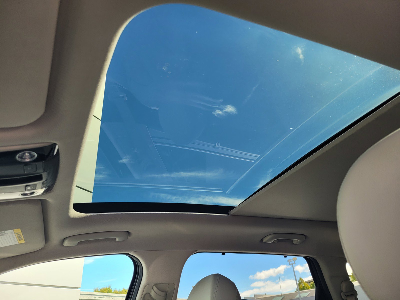 Used 2023 Kia Sorento SX Prestige w/ Panoramic Sunroof Package AWD/4WD image 23