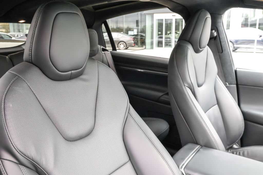 Used 2023 Tesla Model X AWD/4WD image 33