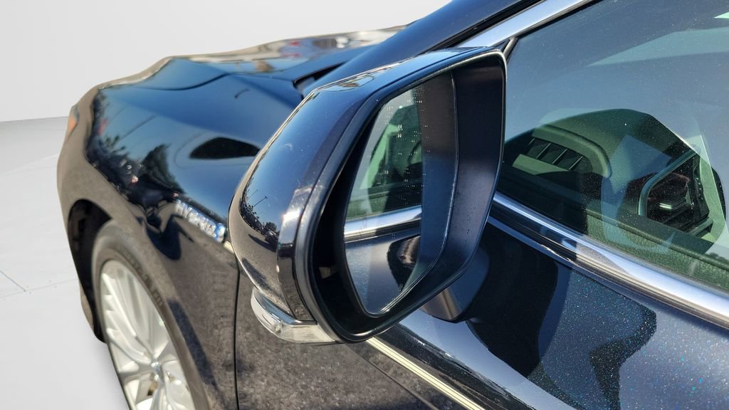 Used 2018 Toyota Camry XLE w/ Audio Package FWD image 26