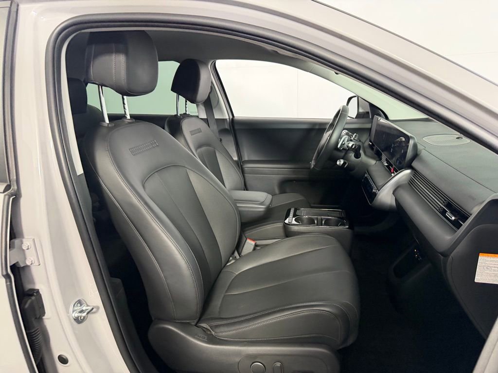 Used 2025 Hyundai Ioniq 5 SEL RWD image 30