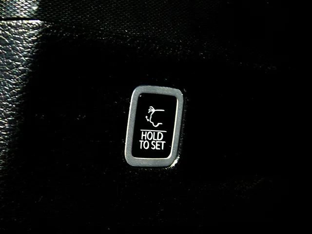 Used 2024 Jeep Grand Wagoneer L 4WD image 7