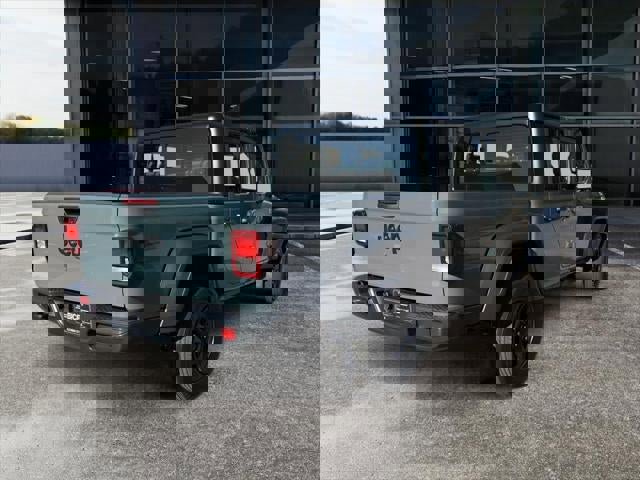 New 2026 Jeep Gladiator Sport image 25