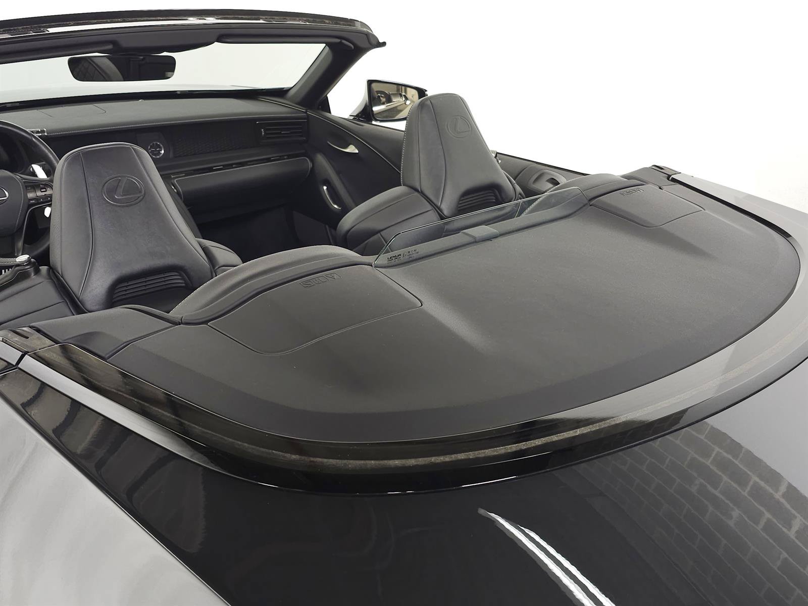Used 2021 Lexus LC 500 Convertible w/ Touring Package RWD image 9