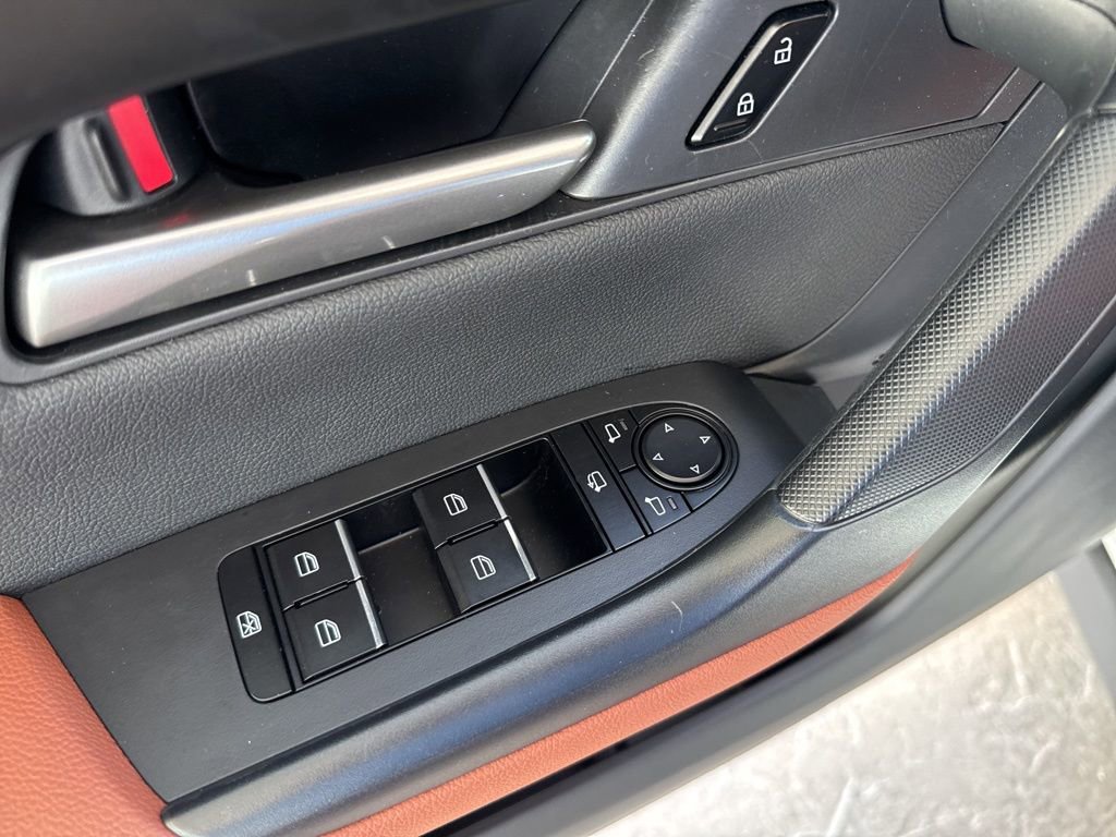 Used 2025 MAZDA CX-50 AWD 2.5 Turbo w/ Premium Pkg image 8