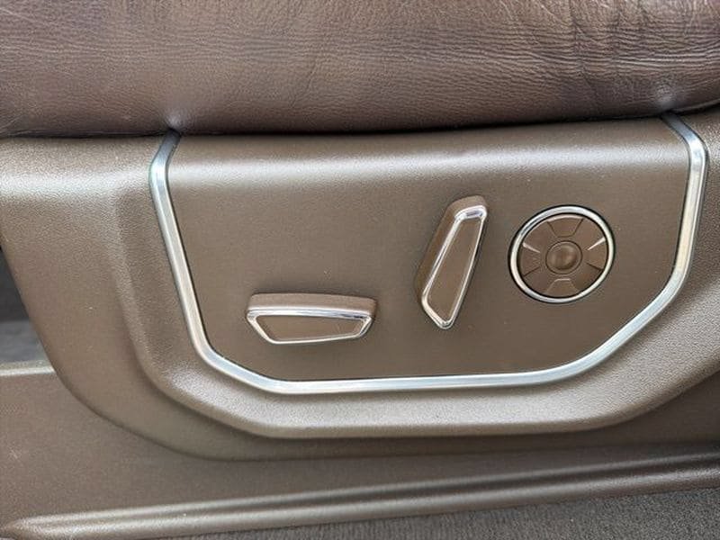 Used 2019 Ford F450 Limited AWD/4WD image 15