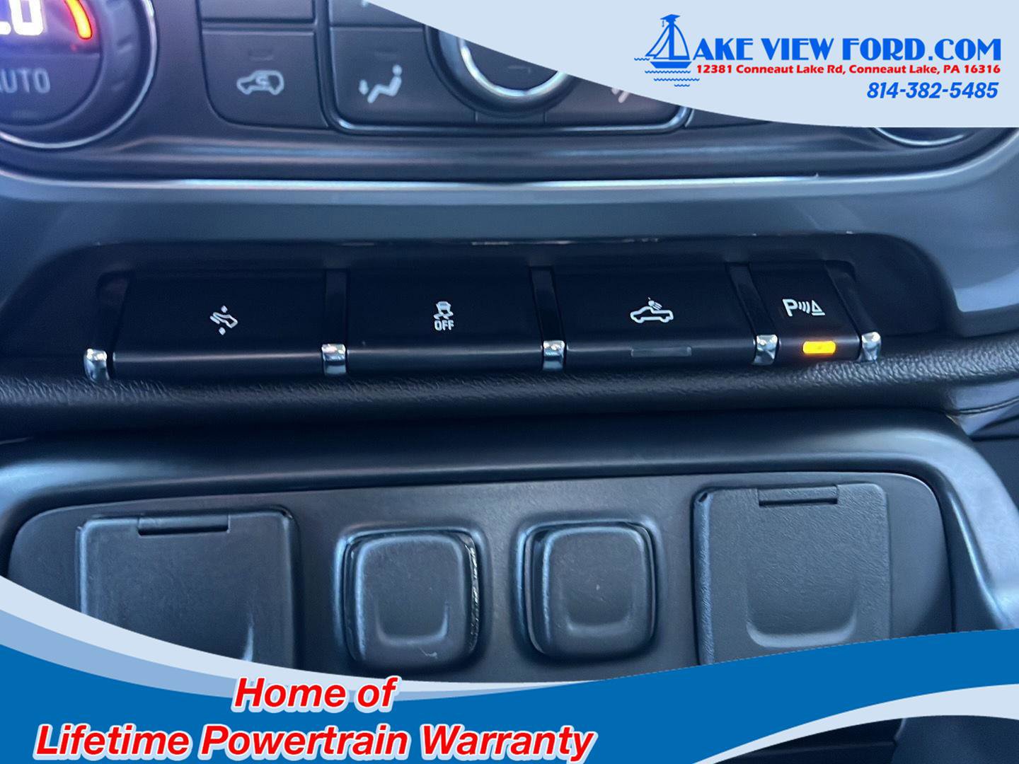 Used 2015 Chevrolet Silverado 1500 LTZ w/ Custom Sport Edition image 26