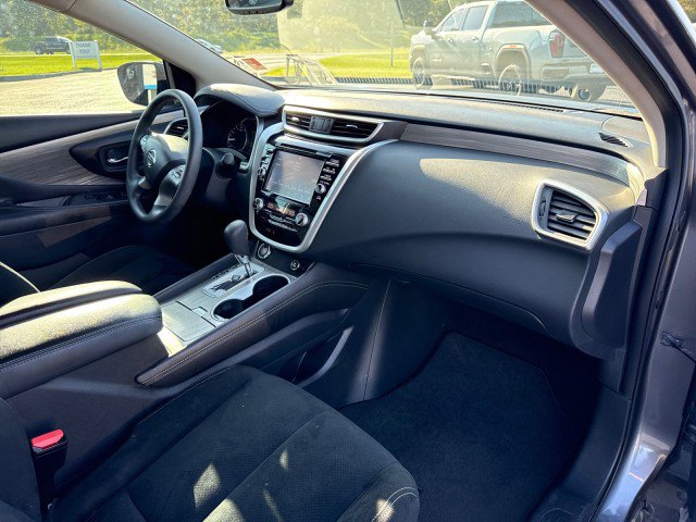 Used 2017 Nissan Murano S w/ Navigation Package FWD image 9