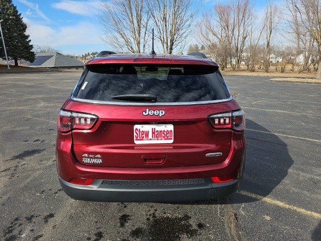 Used 2022 Jeep Compass Latitude image 5