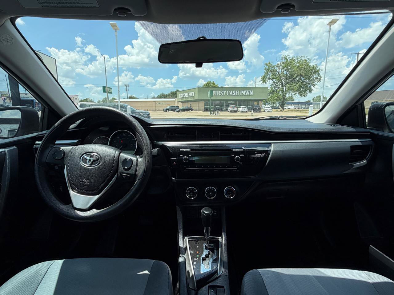 Used 2014 Toyota Corolla L FWD image 15