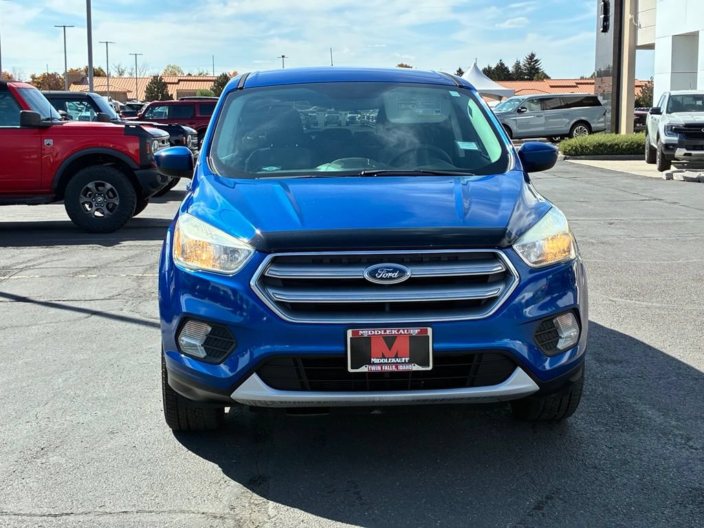 Used 2017 Ford Escape SE AWD/4WD image 2