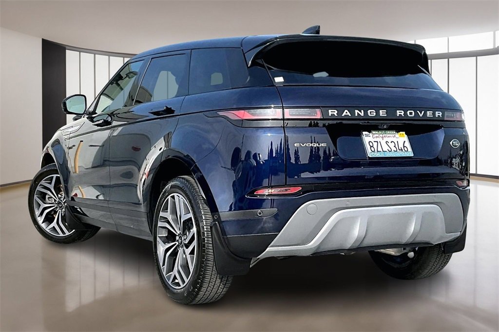 Used 2022 Land Rover Range Rover Evoque SE image 4