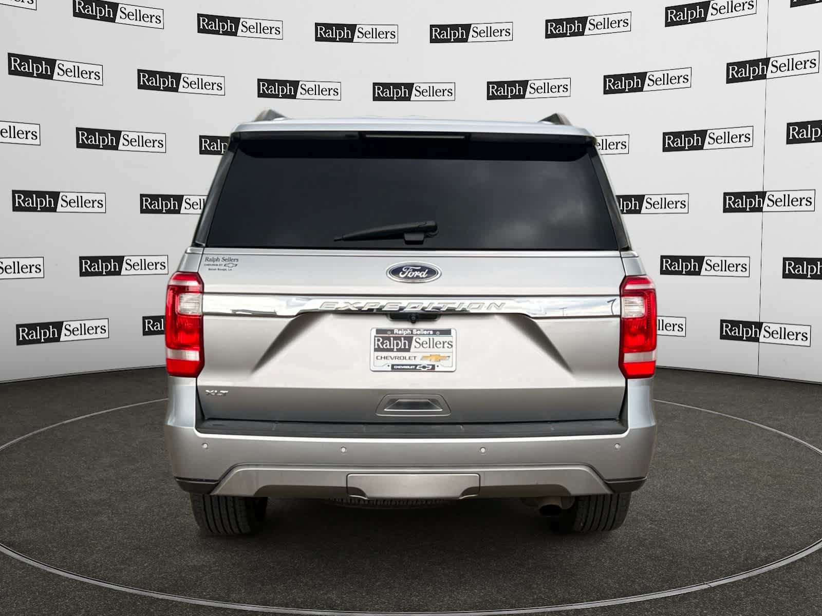 Used 2021 Ford Expedition XLT RWD image 5