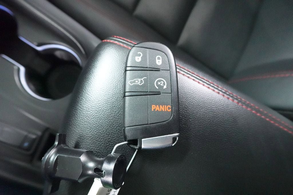 Used 2025 Dodge Durango R/T AWD/4WD image 22