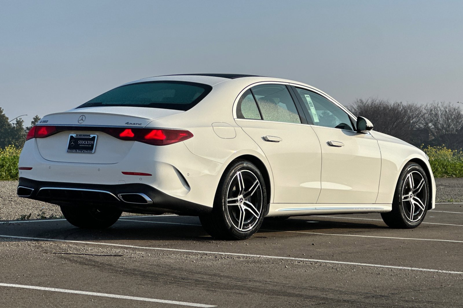 New 2026 Mercedes-Benz E 350 4MATIC Sedan image 4