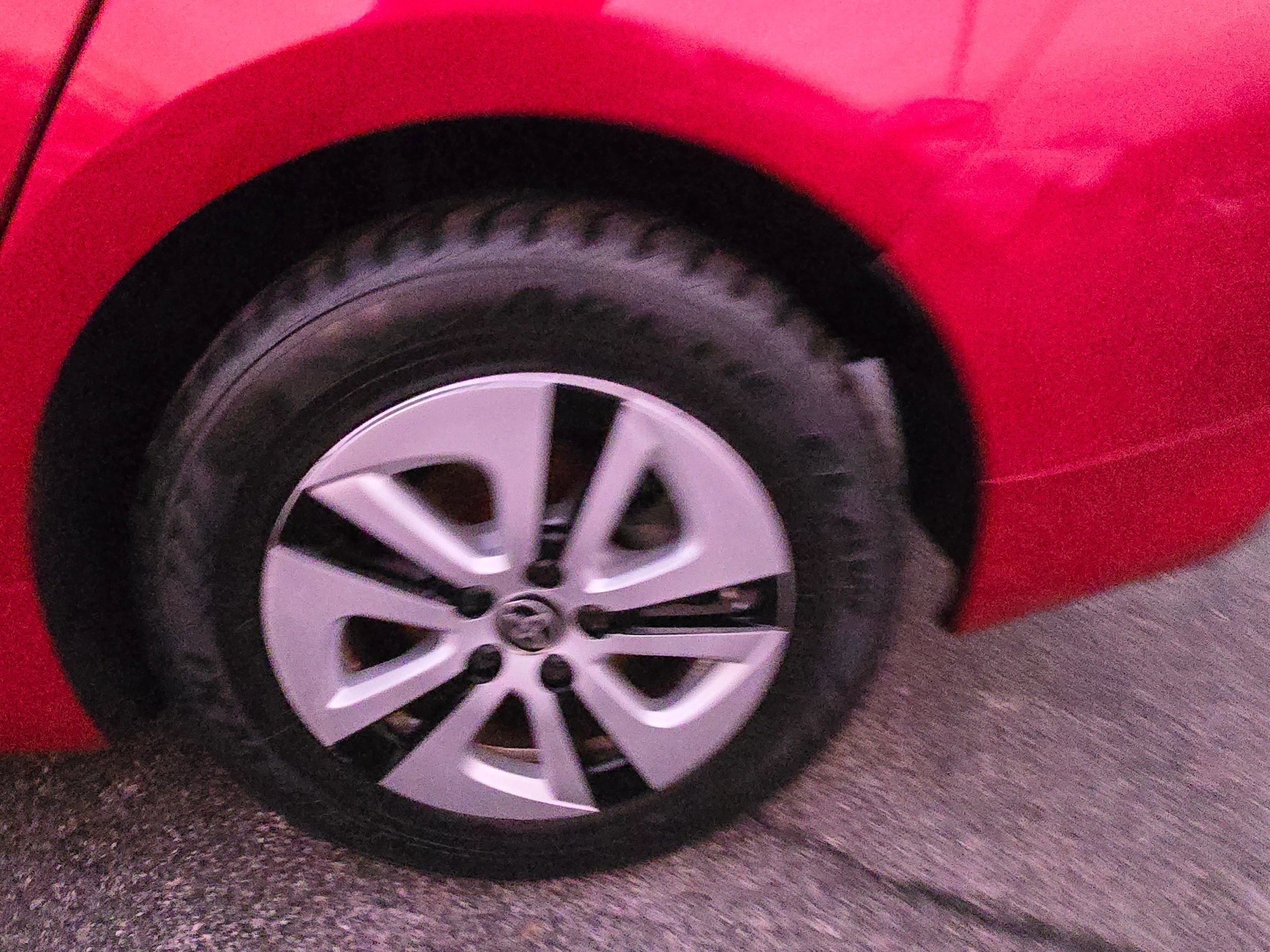 Used 2017 Toyota Prius Three image 24