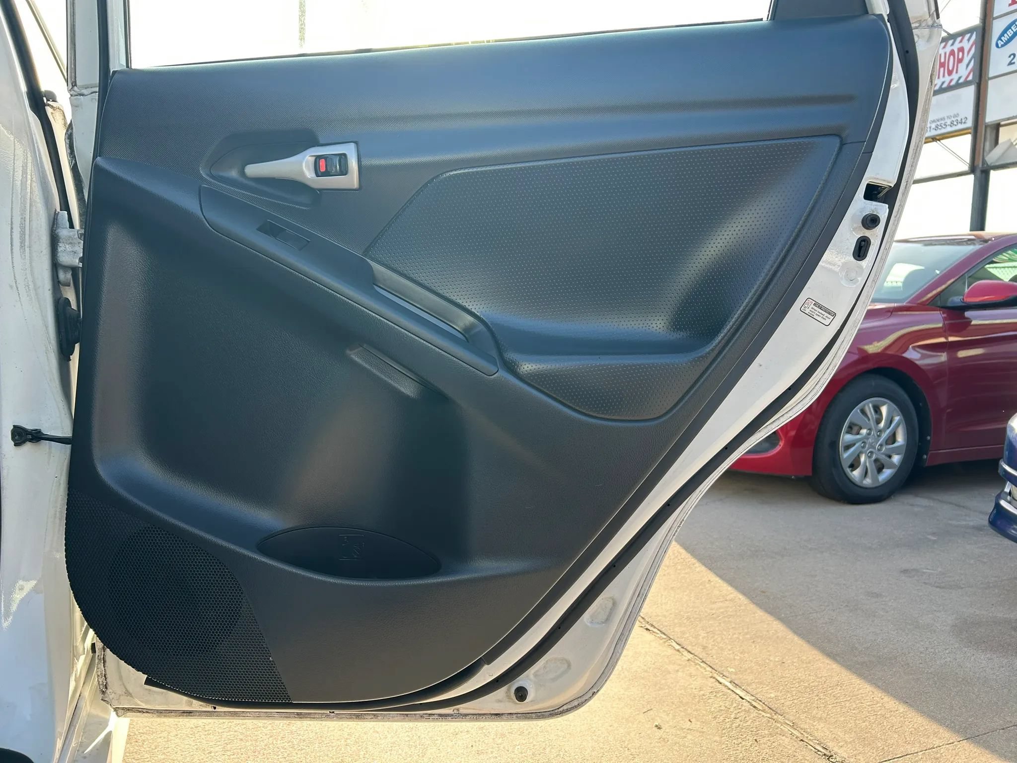 Used 2010 Toyota Matrix S FWD image 18
