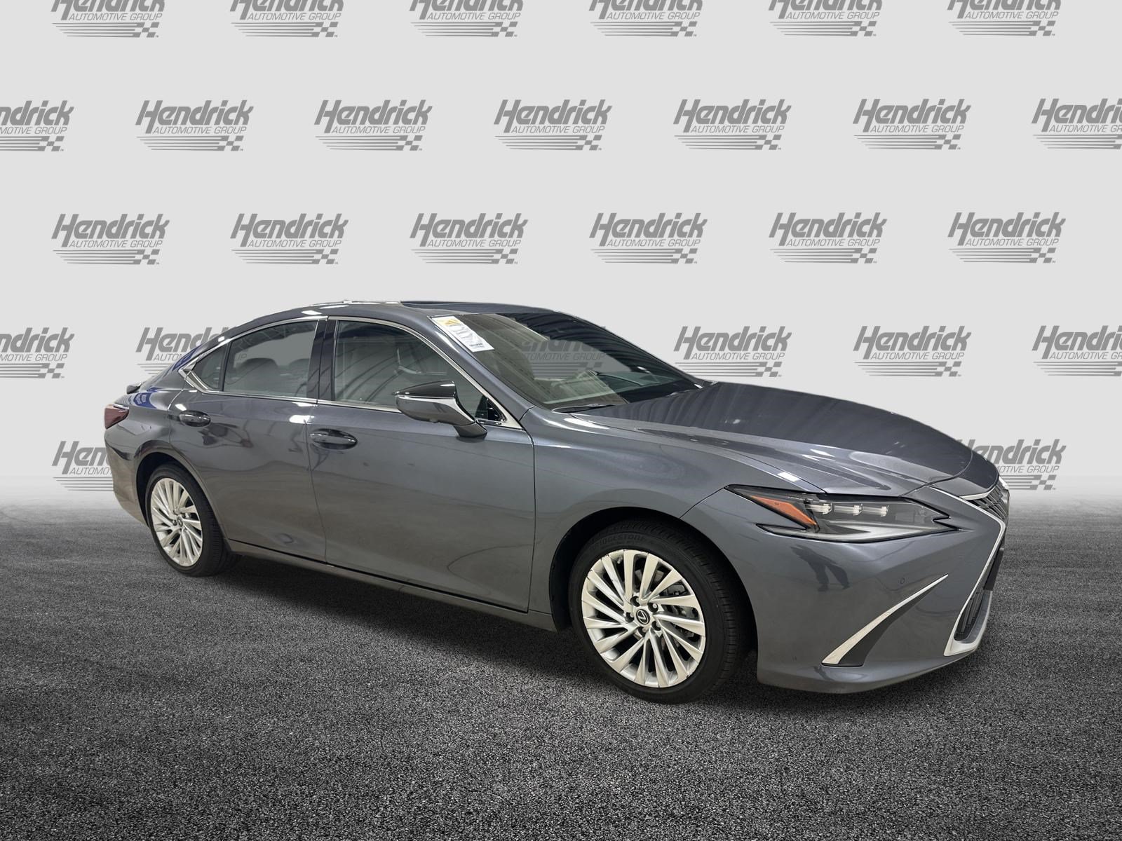 Certified 2024 Lexus ES 300h Ultra Luxury w/ Accessory Package (Z1) FWD image 2