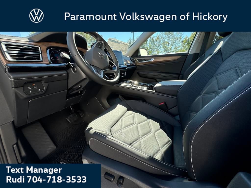 New 2026 Volkswagen Atlas SE image 4