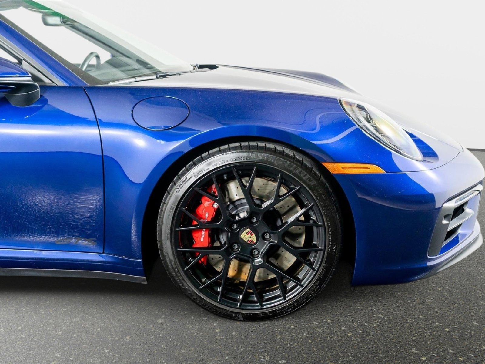 Used 2023 Porsche 911 Carrera 4 GTS image 5