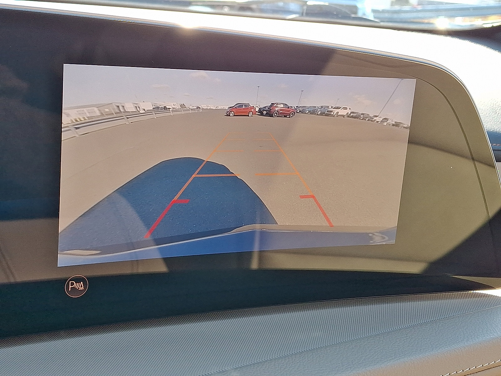 Used 2024 Cadillac XT4 Luxury w/ Cold Weather Package image 19