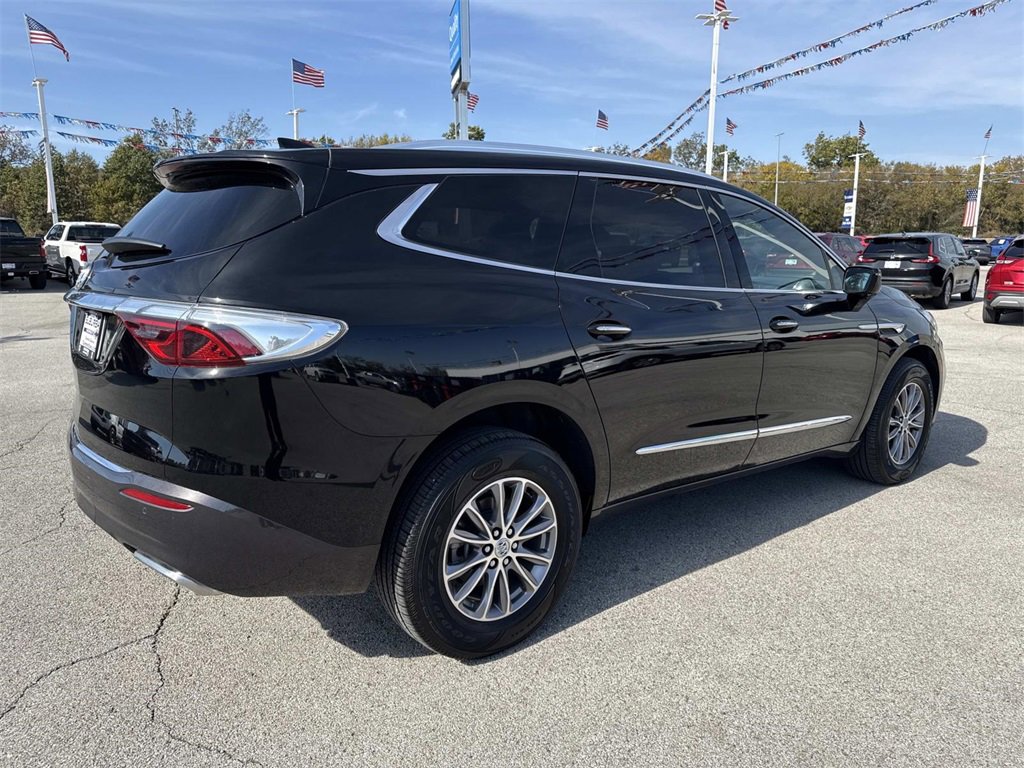 Used 2024 Buick Enclave Premium image 6