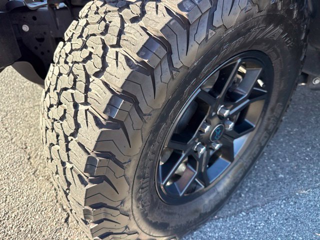 Used 2024 Jeep Wrangler Unlimited AWD/4WD image 7
