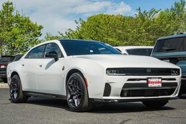 New 2026 Dodge Charger Scat Pack w/ Blacktop Package AWD/4WD image 2