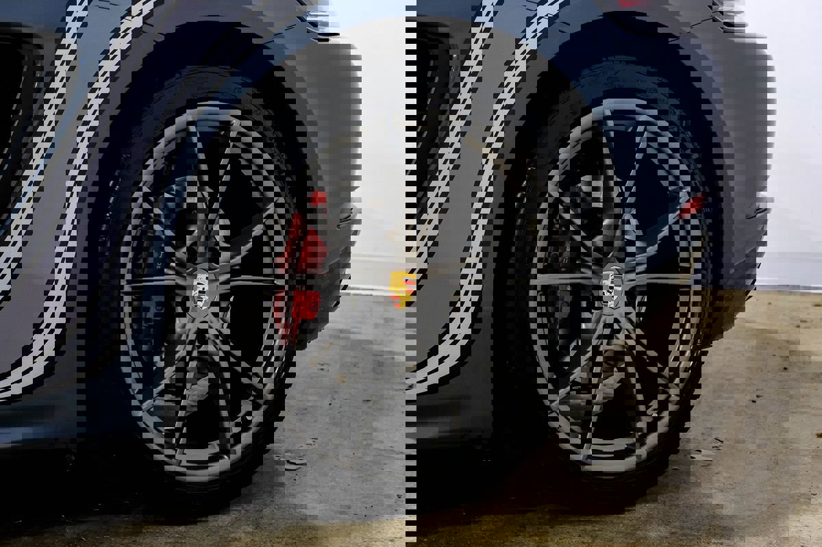 Used 2017 Porsche 718 Cayman S w/ Sport Chrono Package image 40