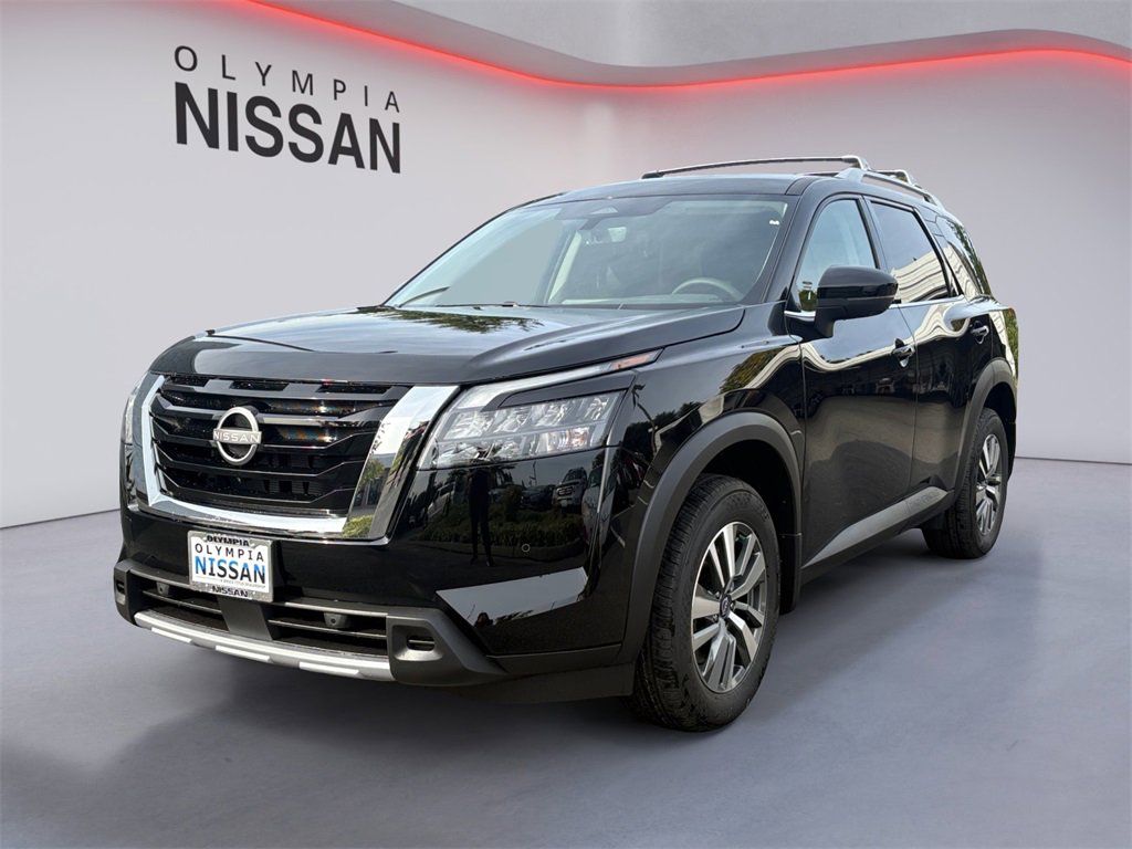 New 2025 Nissan Pathfinder SL