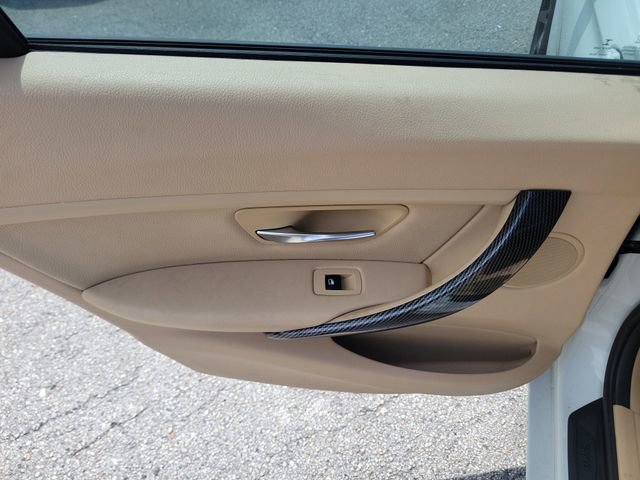 Used 2015 BMW 328i Sedan RWD image 9