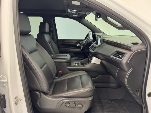 Used 2023 Chevrolet Tahoe Z71 w/ Z71 Off-Road Package AWD/4WD image 18